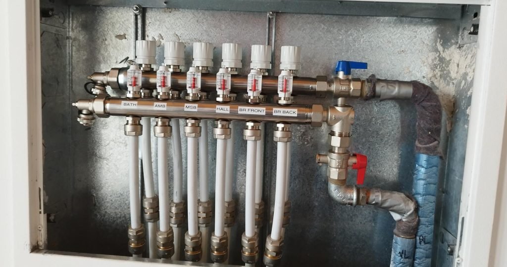 Ihr zuverlässiger Handwerker für Heizungs- und Sanitärlösungen.