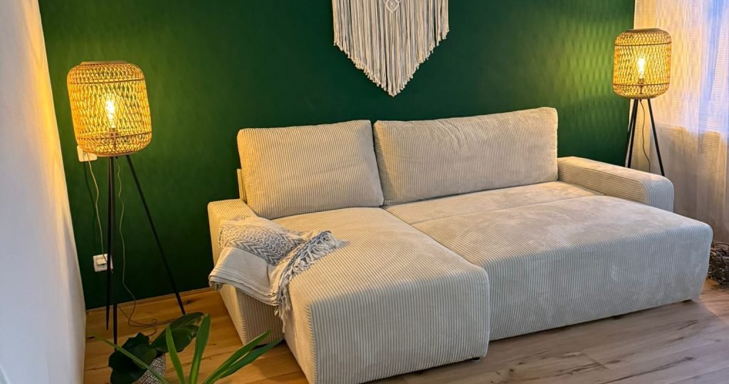 f9e8010b-7c88-49e2-b1b9-442d2ccec470